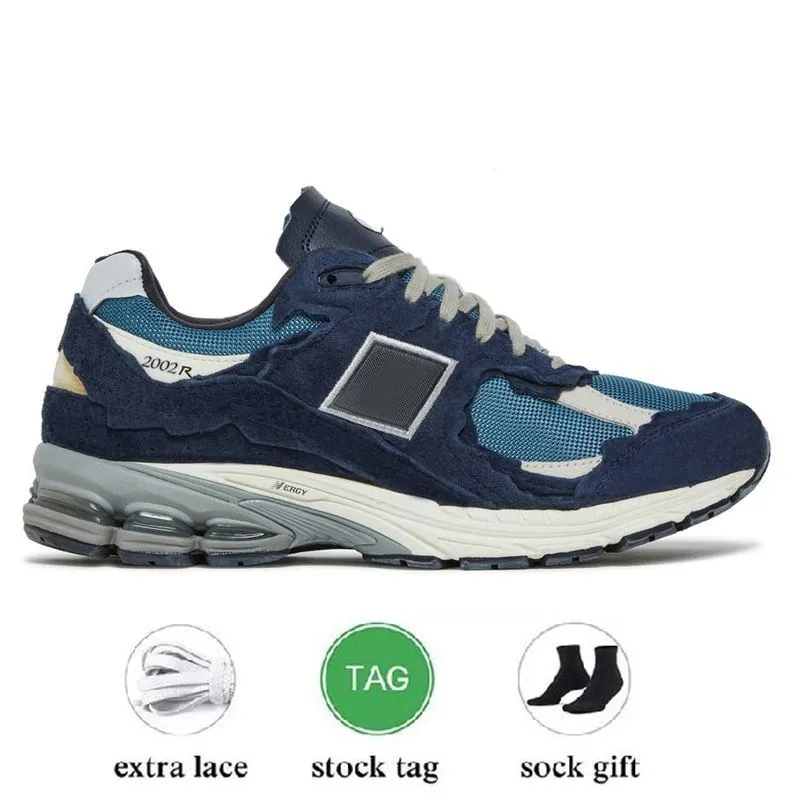 2023 designer athletic shoes sneakers 2002r bb2002r Bryant Giles What Now Protection Pack Pink Rain Cloud Sail Salehe Bembury Mens Women Trainers Sports 36-45