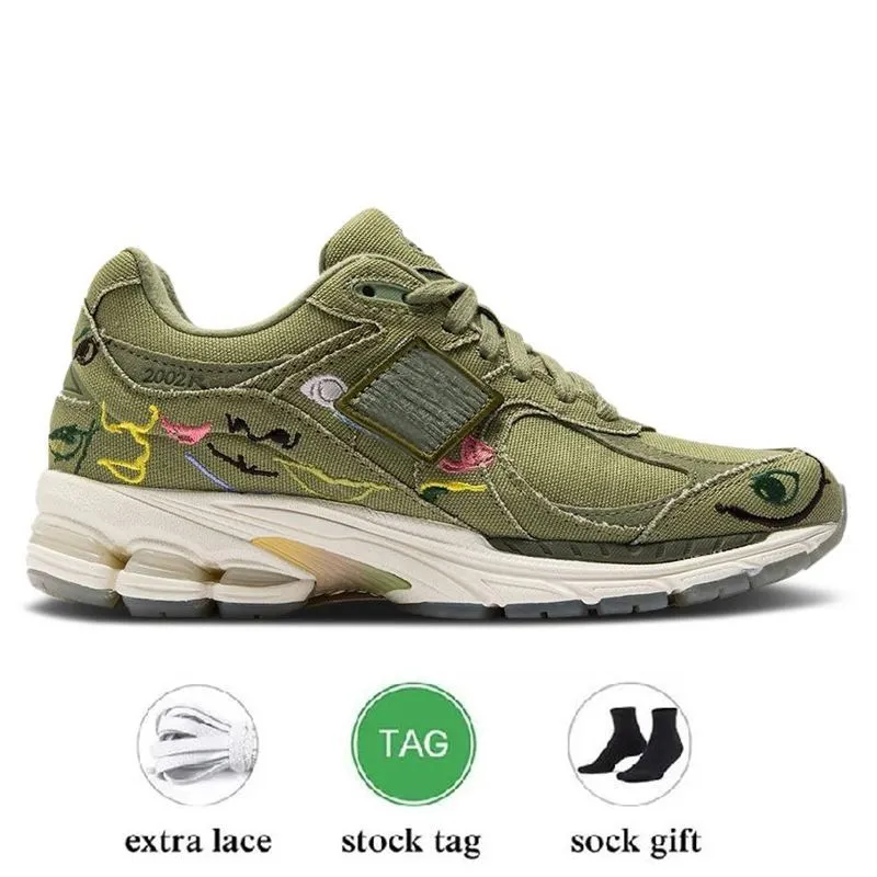 2023 designer athletic shoes sneakers 2002r bb2002r Bryant Giles What Now Protection Pack Pink Rain Cloud Sail Salehe Bembury Mens Women Trainers Sports 36-45