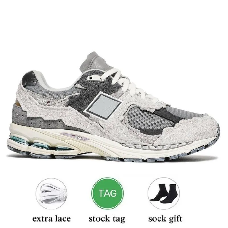 2023 designer athletic shoes sneakers 2002r bb2002r Bryant Giles What Now Protection Pack Pink Rain Cloud Sail Salehe Bembury Mens Women Trainers Sports 36-45