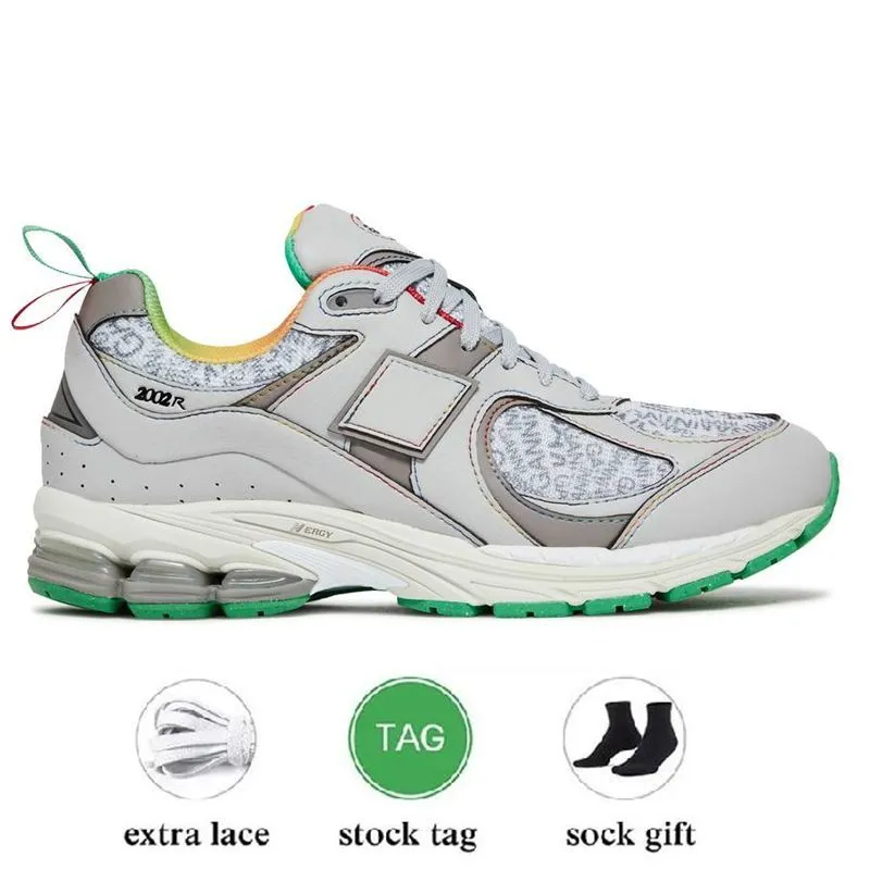 2023 designer athletic shoes sneakers 2002r bb2002r Bryant Giles What Now Protection Pack Pink Rain Cloud Sail Salehe Bembury Mens Women Trainers Sports 36-45