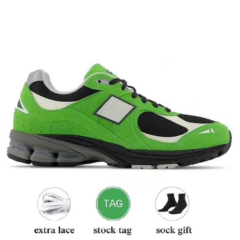 2023 designer athletic shoes sneakers 2002r bb2002r Bryant Giles What Now Protection Pack Pink Rain Cloud Sail Salehe Bembury Mens Women Trainers Sports 36-45