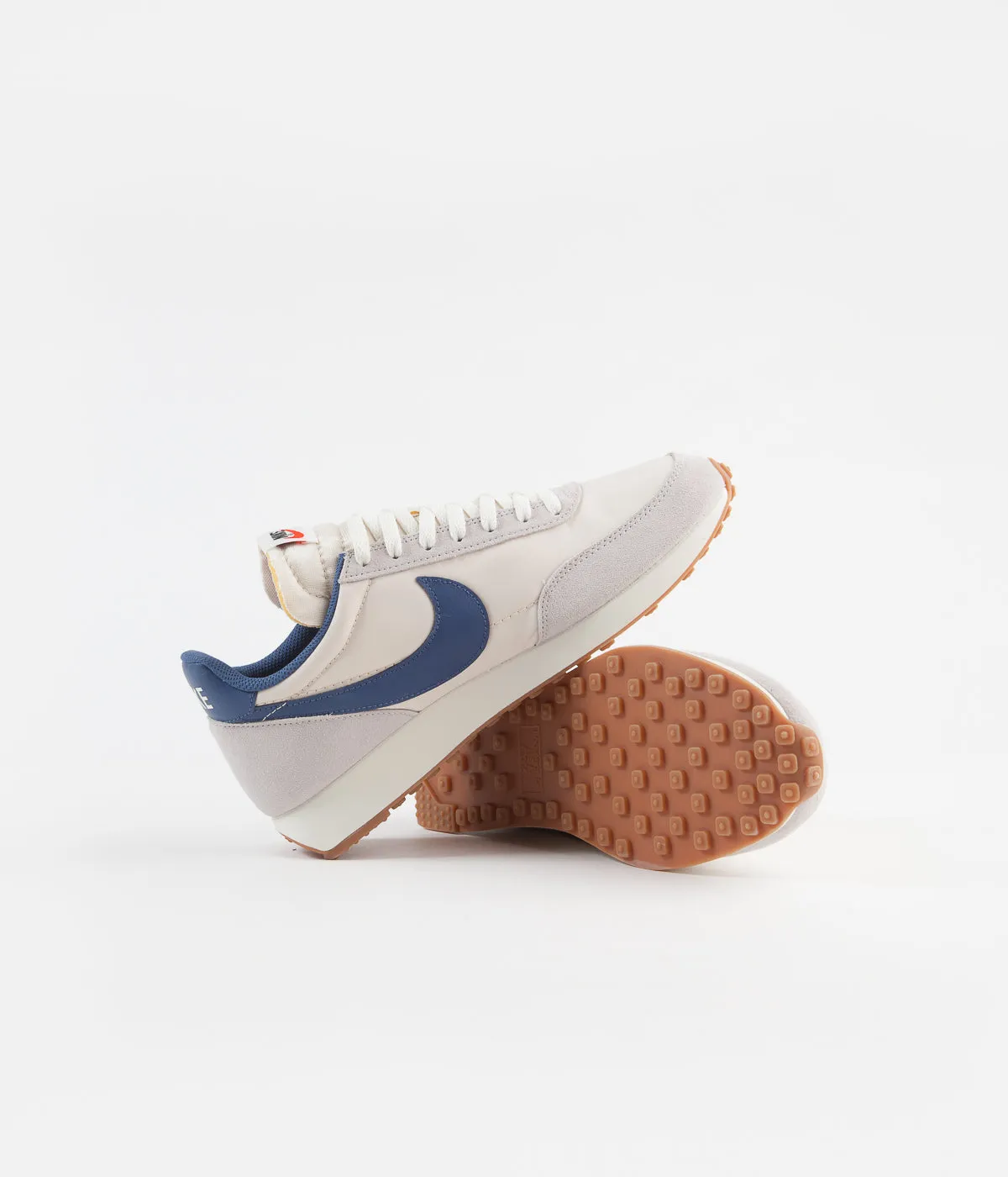 Nike Air Tailwind 79 Shoes - Vast Grey / Mystic Navy - Light Cream - Sail